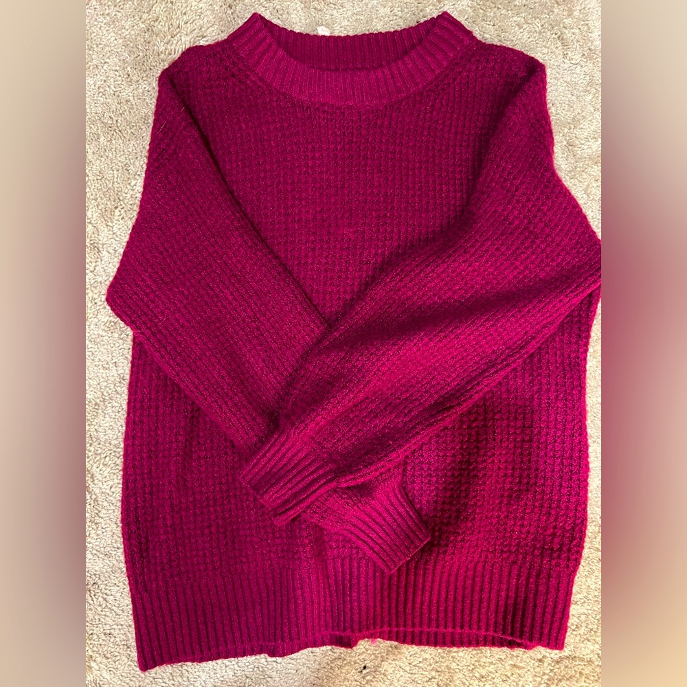 American Eagle Sweater